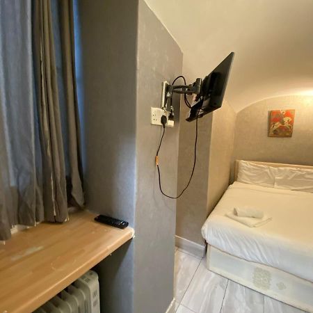 F24- Basement Single Studio Near Paddington Lejlighed London Eksteriør billede